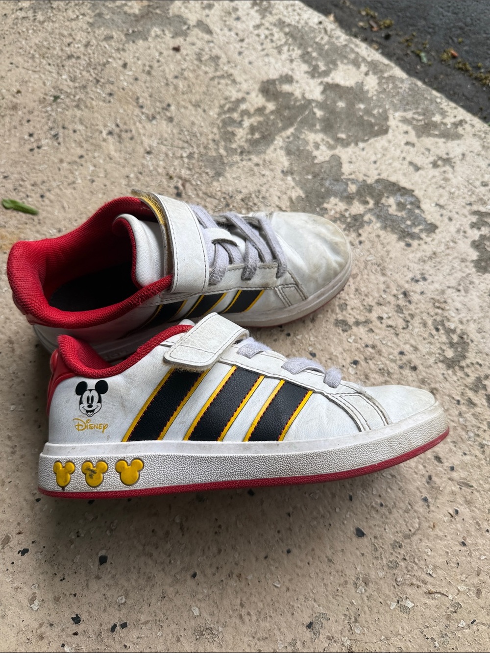 Disney Kids White Sneakers with Black & Yellow Stripes and Red Lining